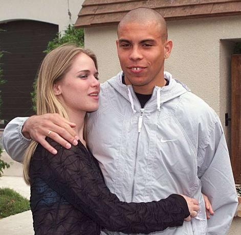 天下足球十大催泪解说罗纳尔多,天下足球十大催泪旁白卡卡