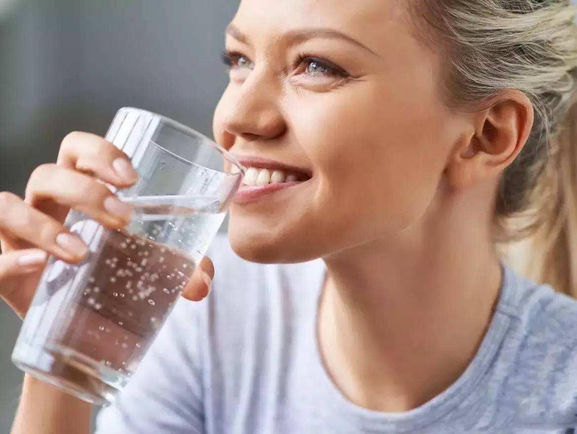 一来月经就头痛腹胀痛怎样调理,一来月经就胃疼怎么缓解