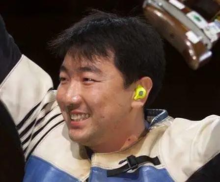 谌利军奥运会夺冠完整版,谌利军逆转夺举重67公斤级金牌