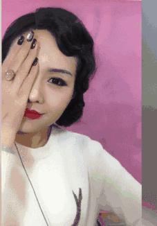 刘嘉玲最年轻的样子,刘嘉玲易容术真实身份