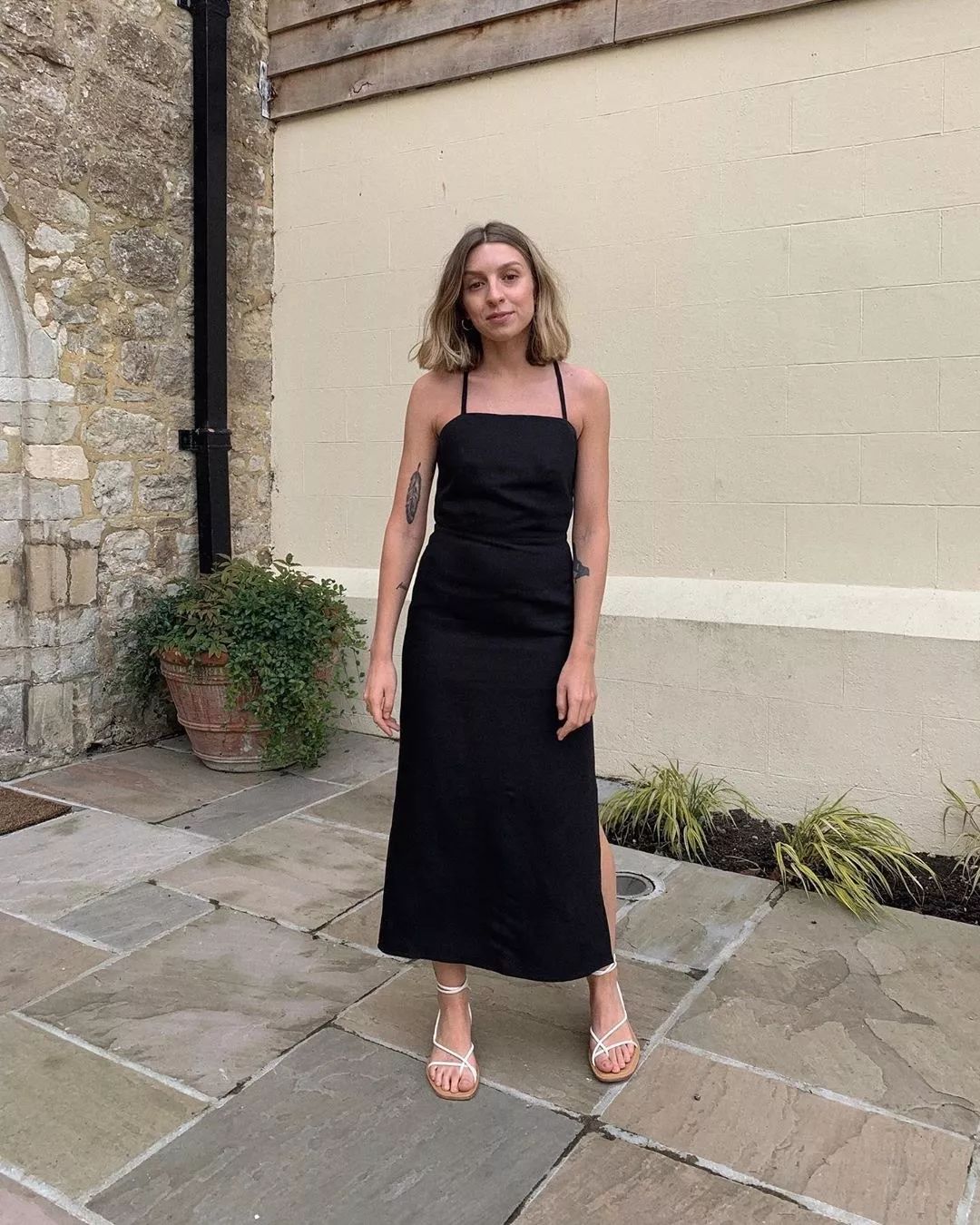 不会穿搭的姐妹正品店,日常一年四季都可以穿的百搭鞋