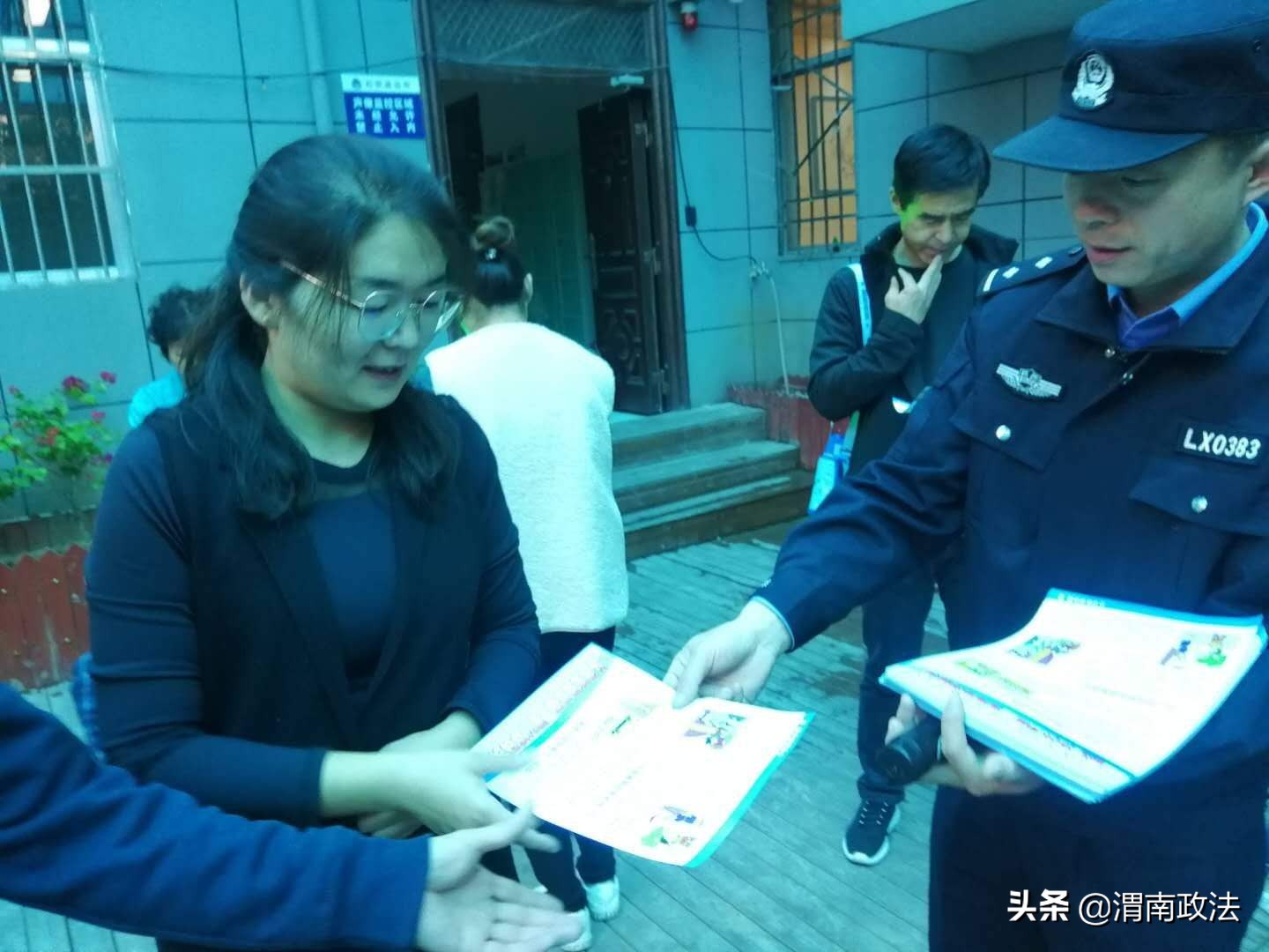 庄河萌娃走进警营感受别样警彩,萌娃进警营体验别样精彩