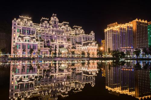 亚洲第一盘贵阳花果园,花果园神盘