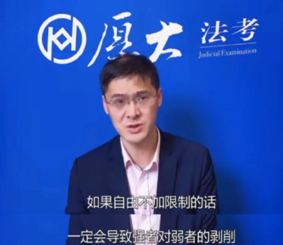 郑爽「代孕+弃养」的背后，藏着她一家人崩塌的三观