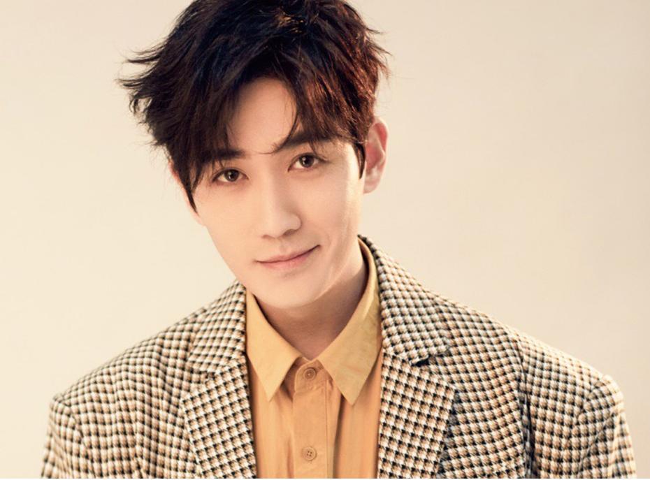 朱一龙罗云熙谁的颜值高,朱一龙存在感十足罗云熙