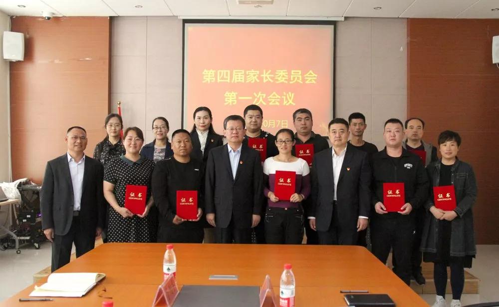 齐都实验学校：砥砺前行写华章异彩纷呈绘锦绣