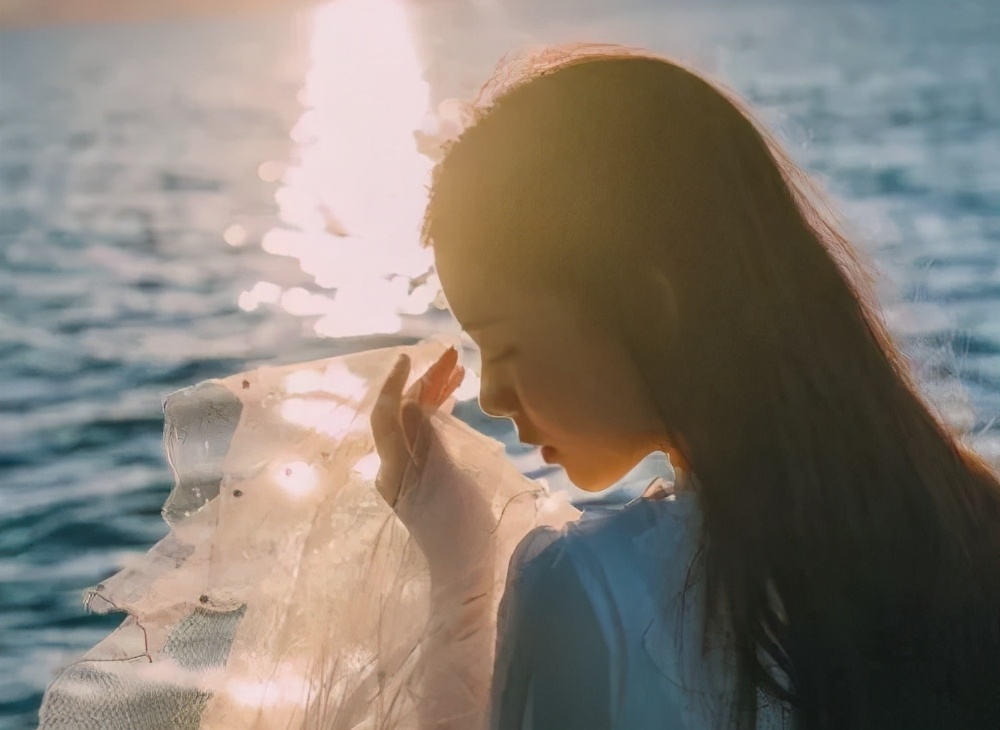 女人想和你在一起的五个迹象,已婚女人想和你在一起的目的