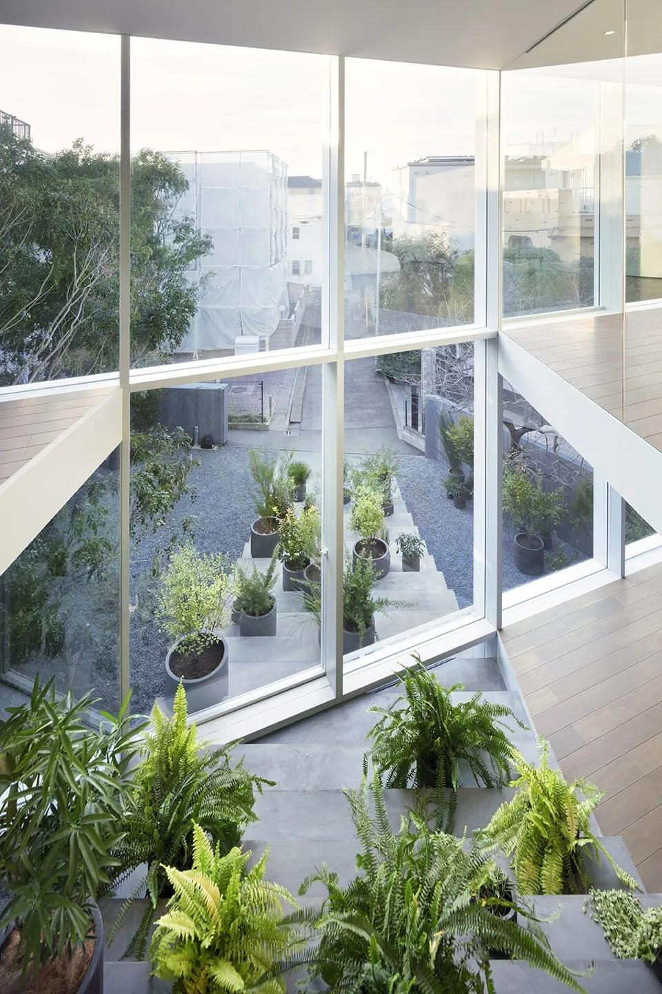 小户型极简装修风格日本,日本十几平米的房子经典设计