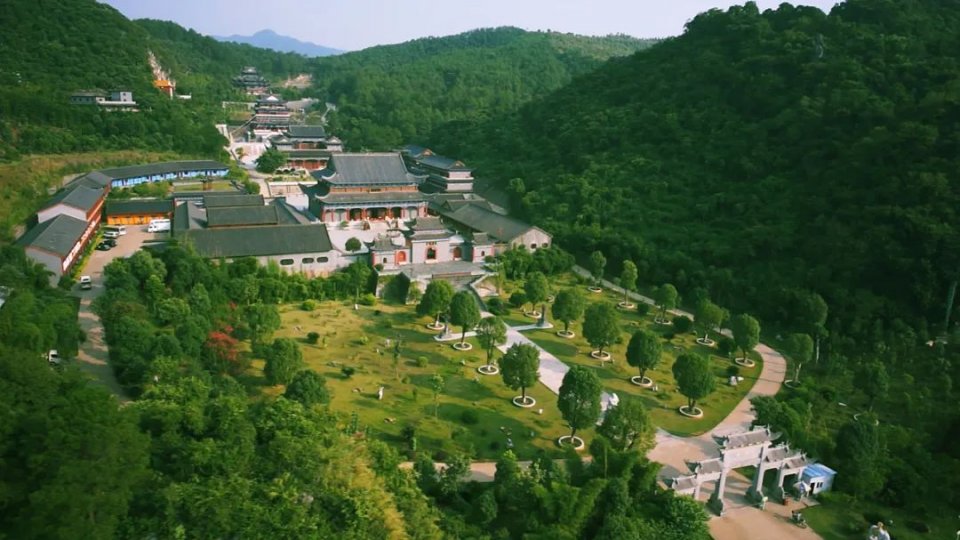 @郑州朋友！9月24日，焕彩广清韶亮相郑州，你想玩的这里都有