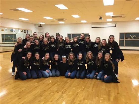 美国男子没手没脚,美国先天没有四肢的男孩