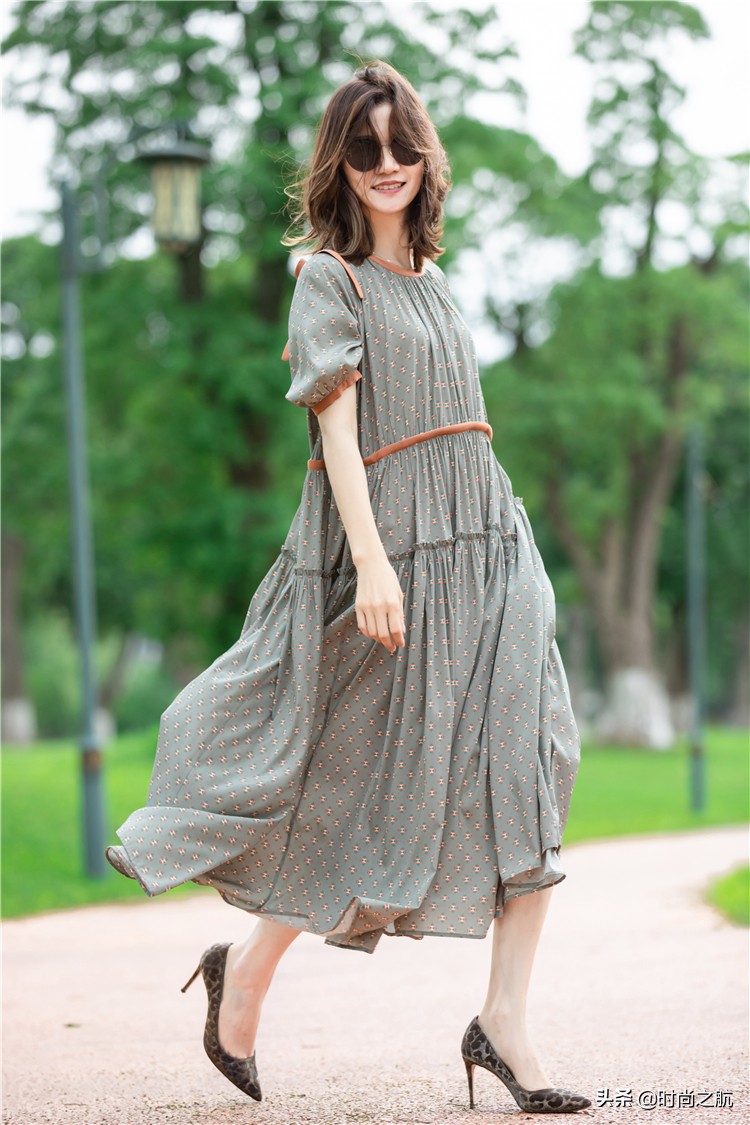 时髦又高级感十足的连衣裙美爆了,特别好看的时尚连衣裙