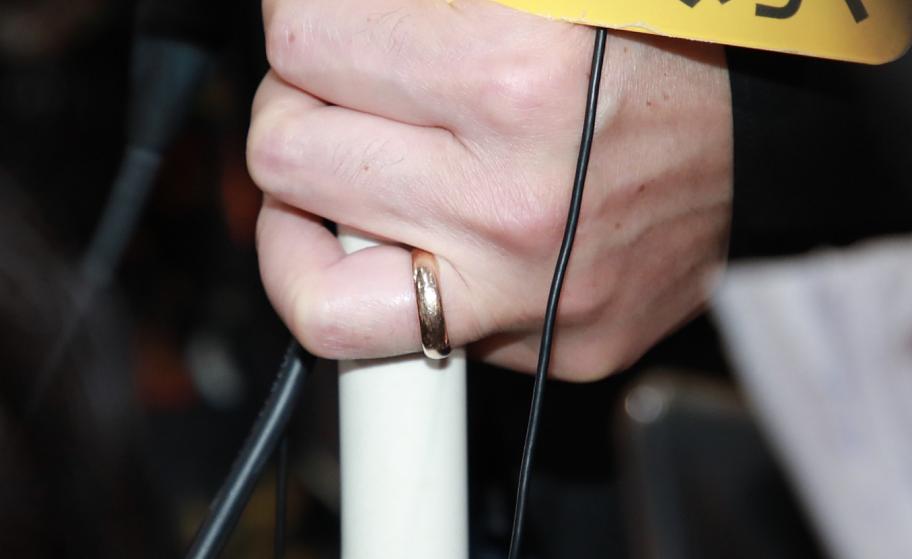 许志安复出参加的节目,郑秀文对许志安评价