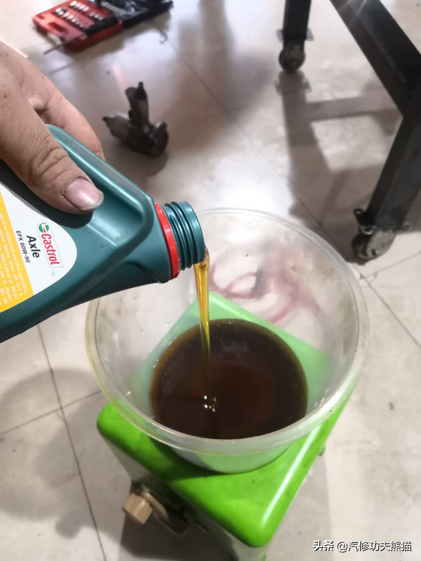 斯柯达烧机油是免拆治理还是大修,斯柯达昊锐烧机油大修