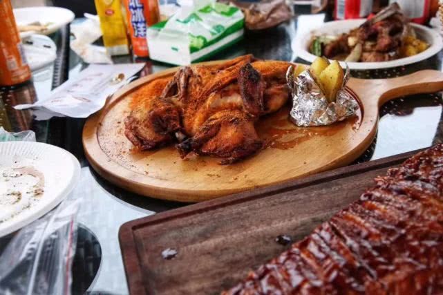 2019款极光,2.0t配9at的suv性价比