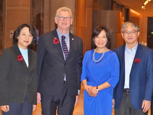 “一带一路的头脑风暴论坛”圆满成功举办