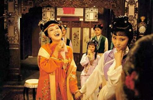 《红楼梦》：从黛玉的待遇，看贾家的人情世故