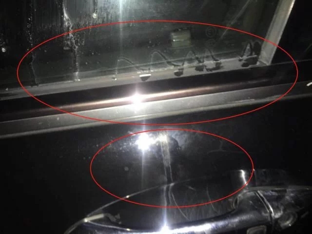车窗被人涂胶水,车窗被人涂了胶水