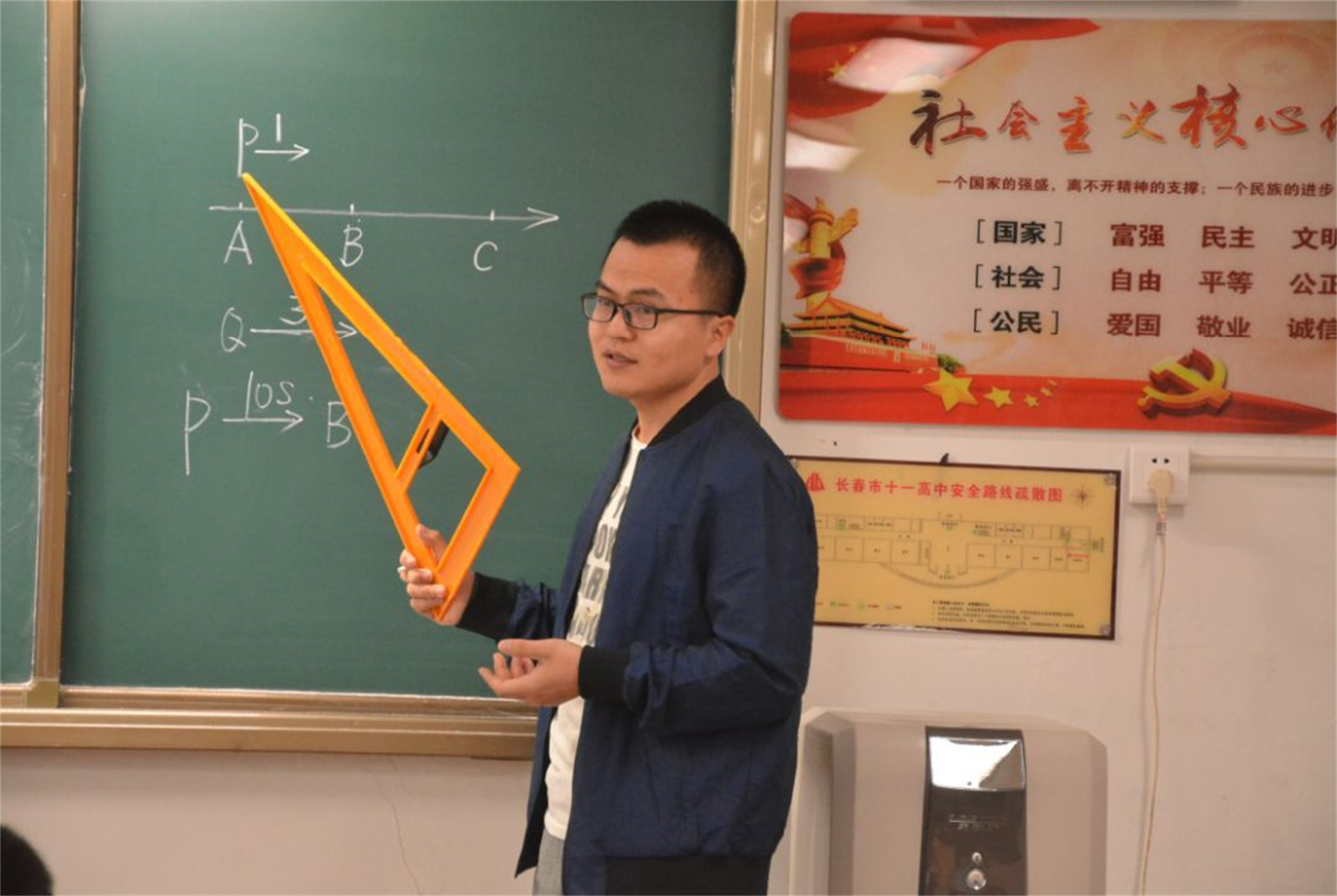 努力学习物理考不好,为什么很努力学的科目成绩不好