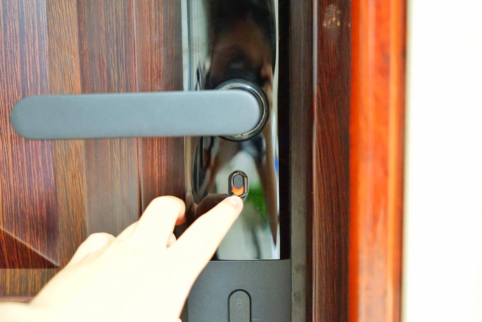 小米智能门锁e能用小米手机开吗,小米智能门锁e家和1s哪个值得入手