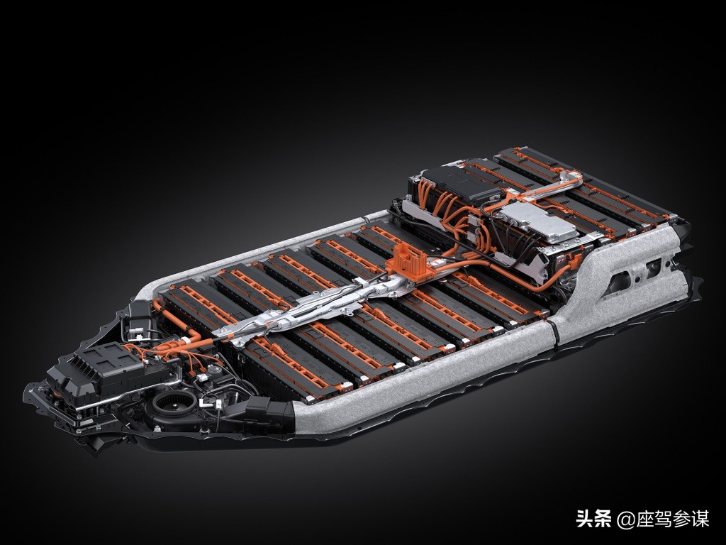 雷克萨斯ux新能源热销中降4.62万元,雷克萨斯ux2023燃油版落地价