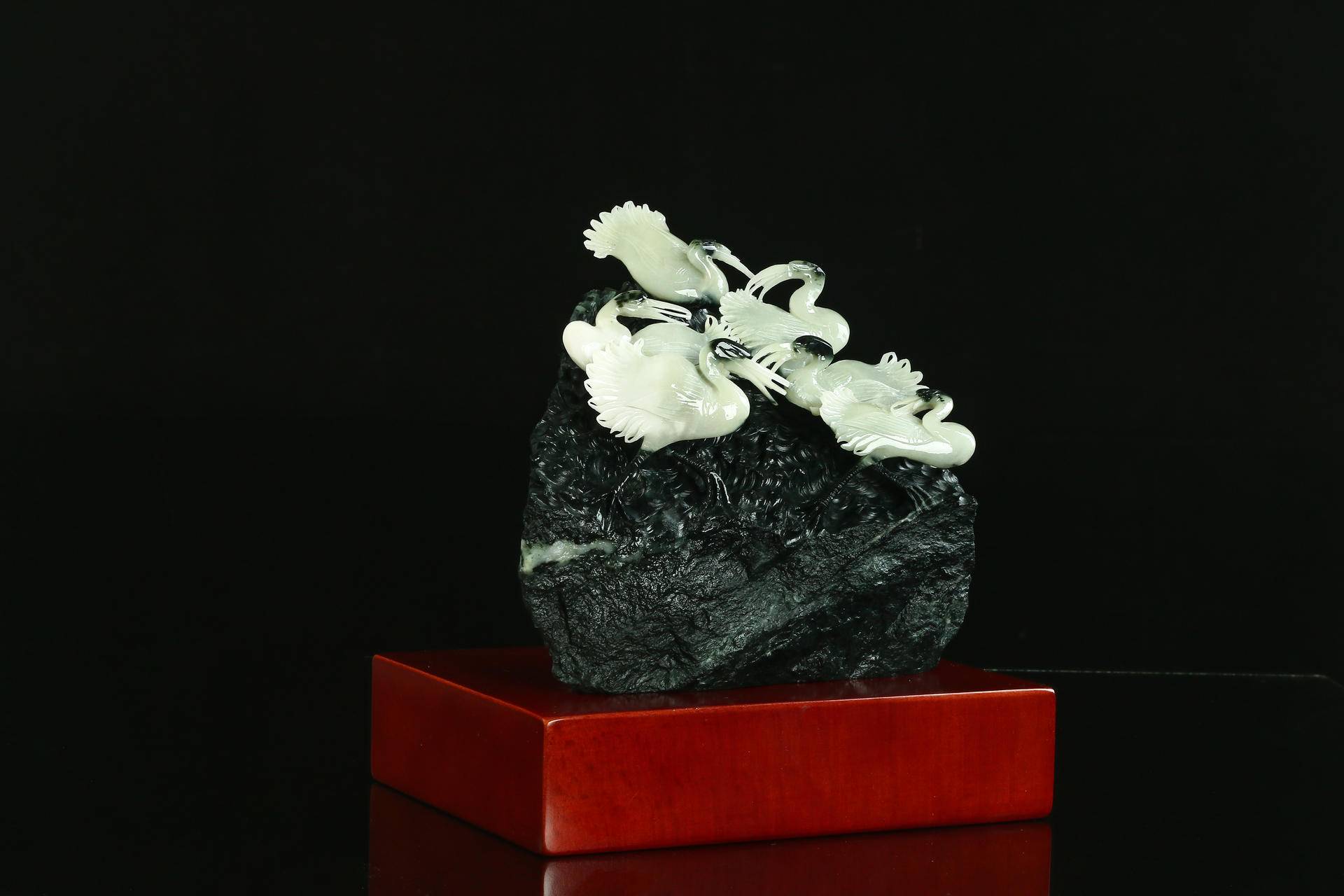 老人戴什么玉石好,晚辈送长辈什么玉石好