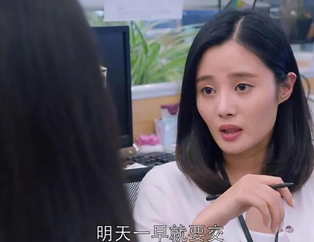 李光洁老婆结婚照P图太狠，网友嘲笑是“照骗”