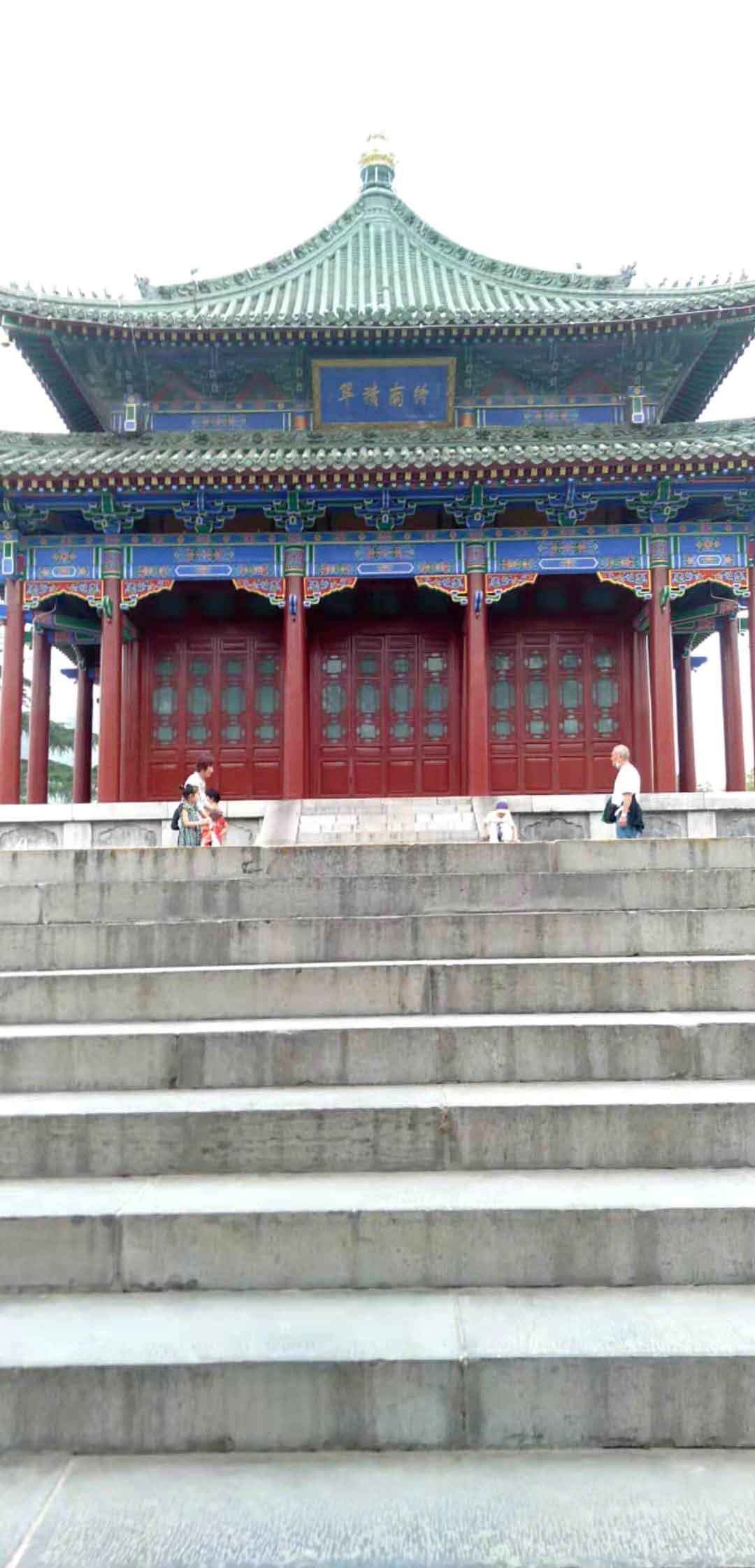 兴庆宫公园改造后还有游乐场吗,兴庆宫公园改造可以进去吗