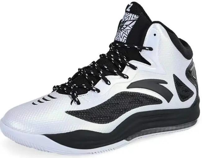 狼王加内特穿过的球鞋,球鞋加内特