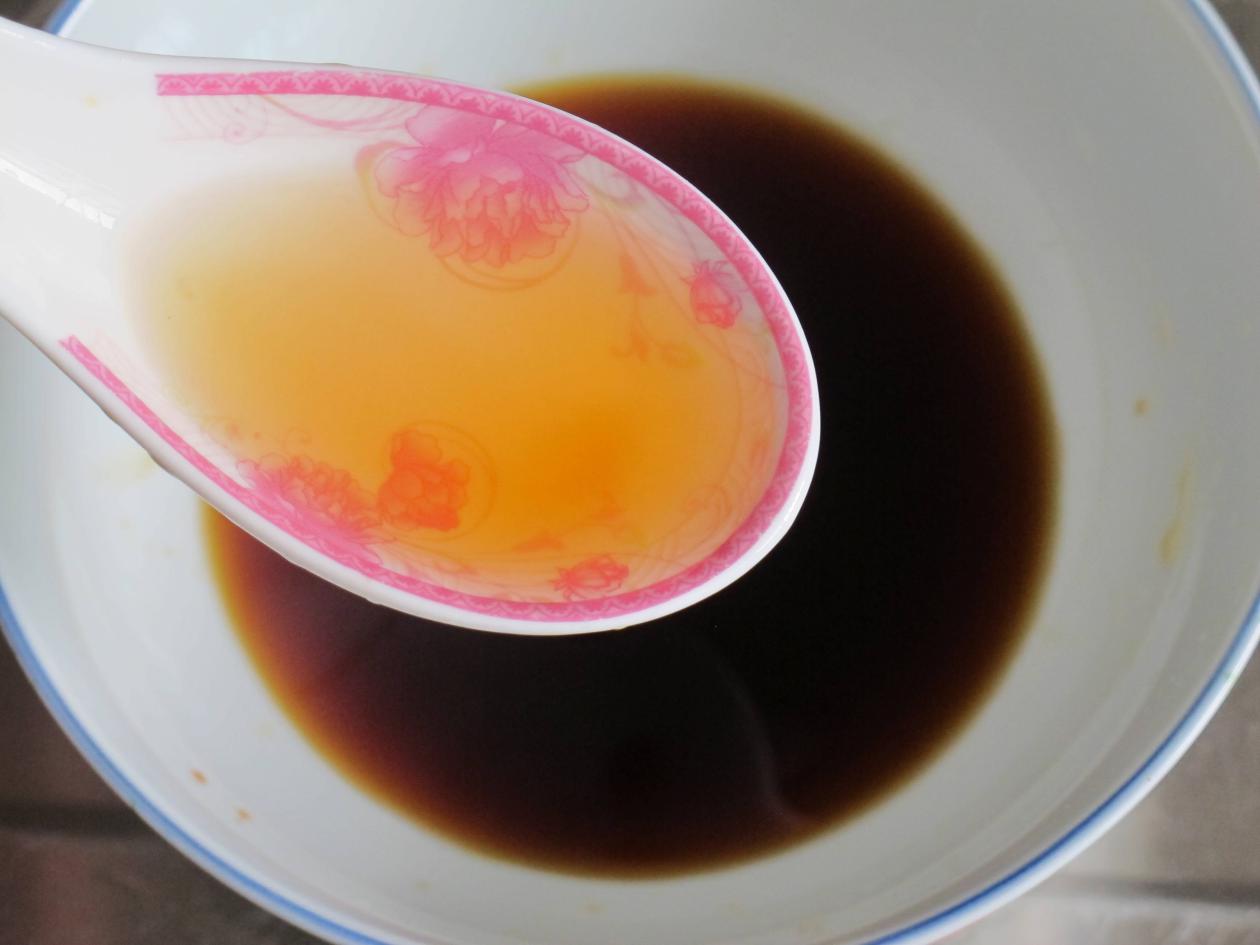 没有料酒可以用白酒代替吗,料酒里没有黄酒的料酒好用吗