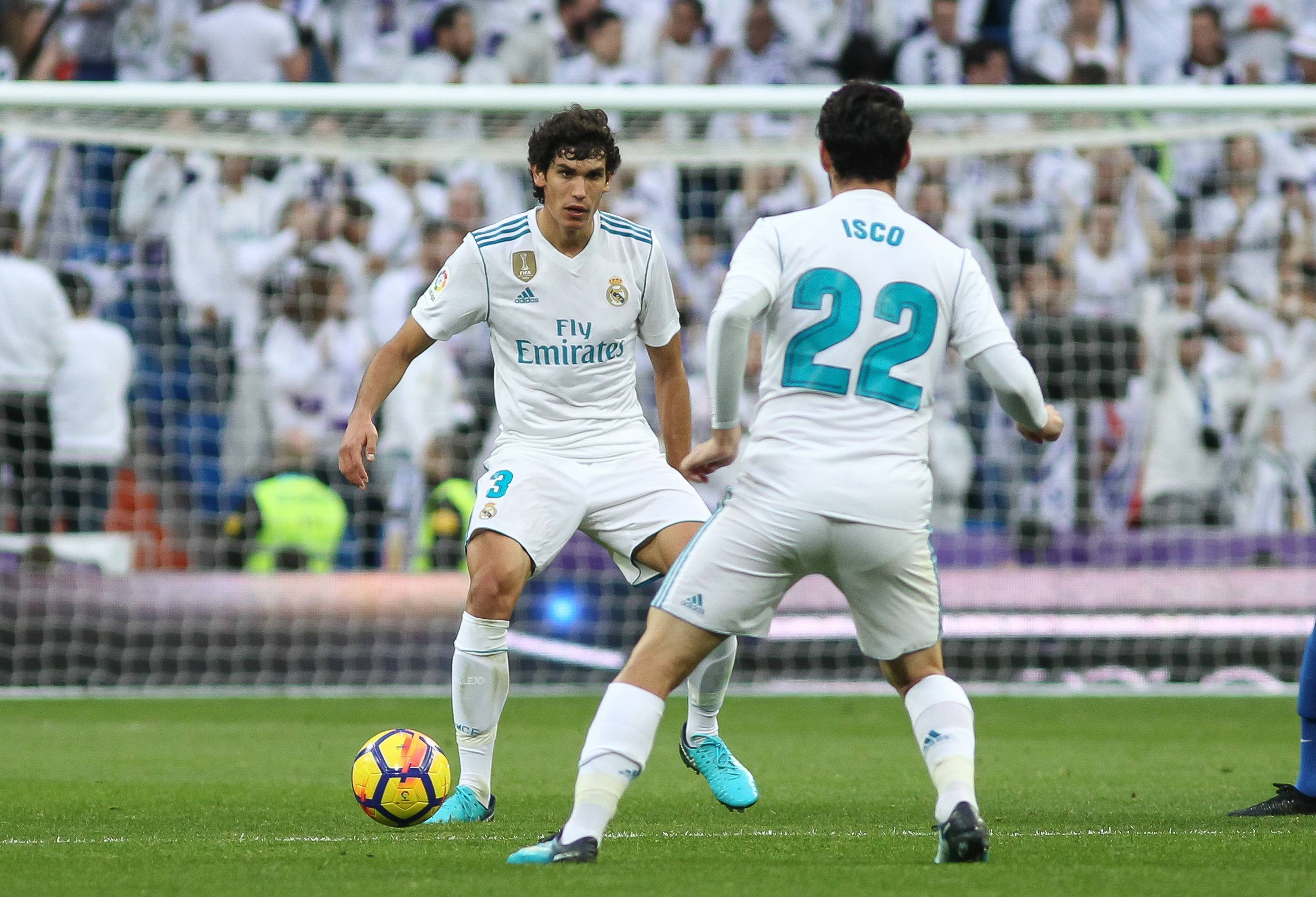 他18岁加盟皇马,两度为西班牙捧杯,如今刚满23岁却不知路在何方