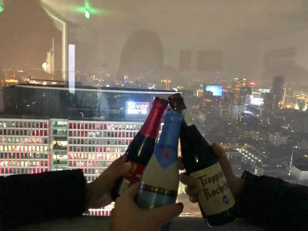 成都酒吧喝酒蹦迪指南,成都酒吧喝酒指南