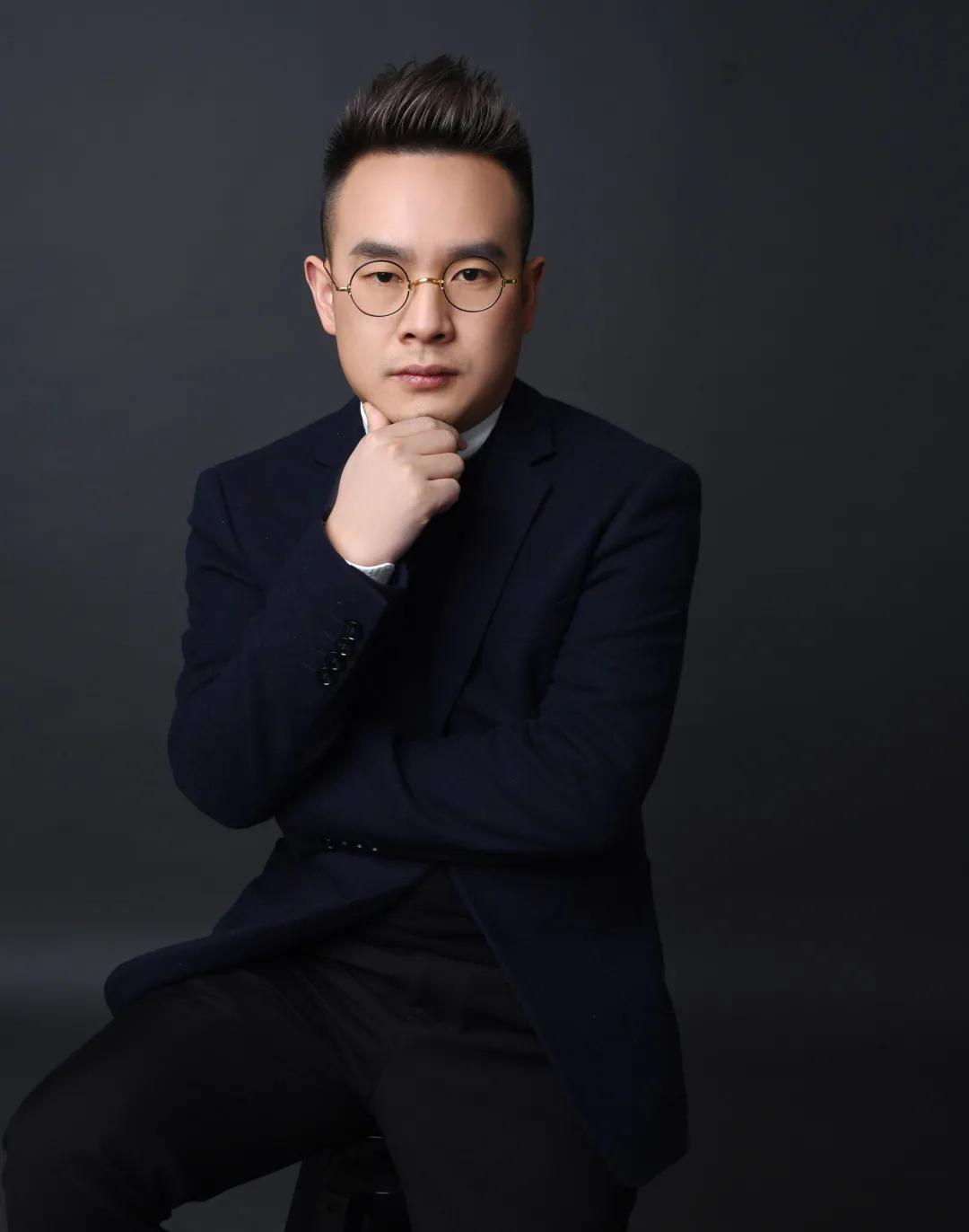 人物十年历程实录,《人物记》