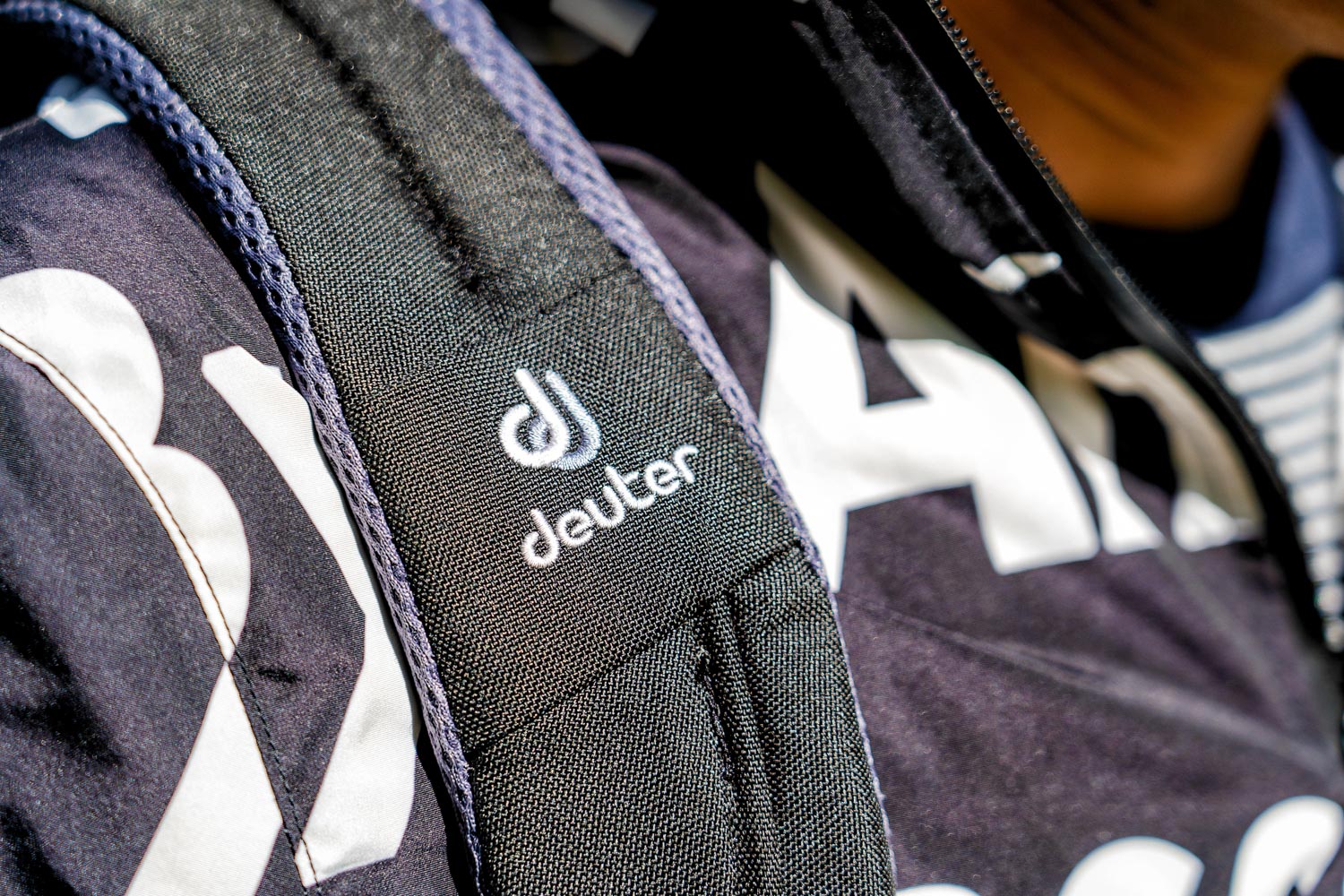 德国多特deuter户外双肩包,多特防水耐磨双肩包