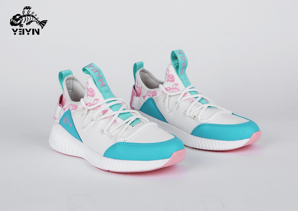 张韶涵与网红同台尴尬现场,张韶涵和网红对话