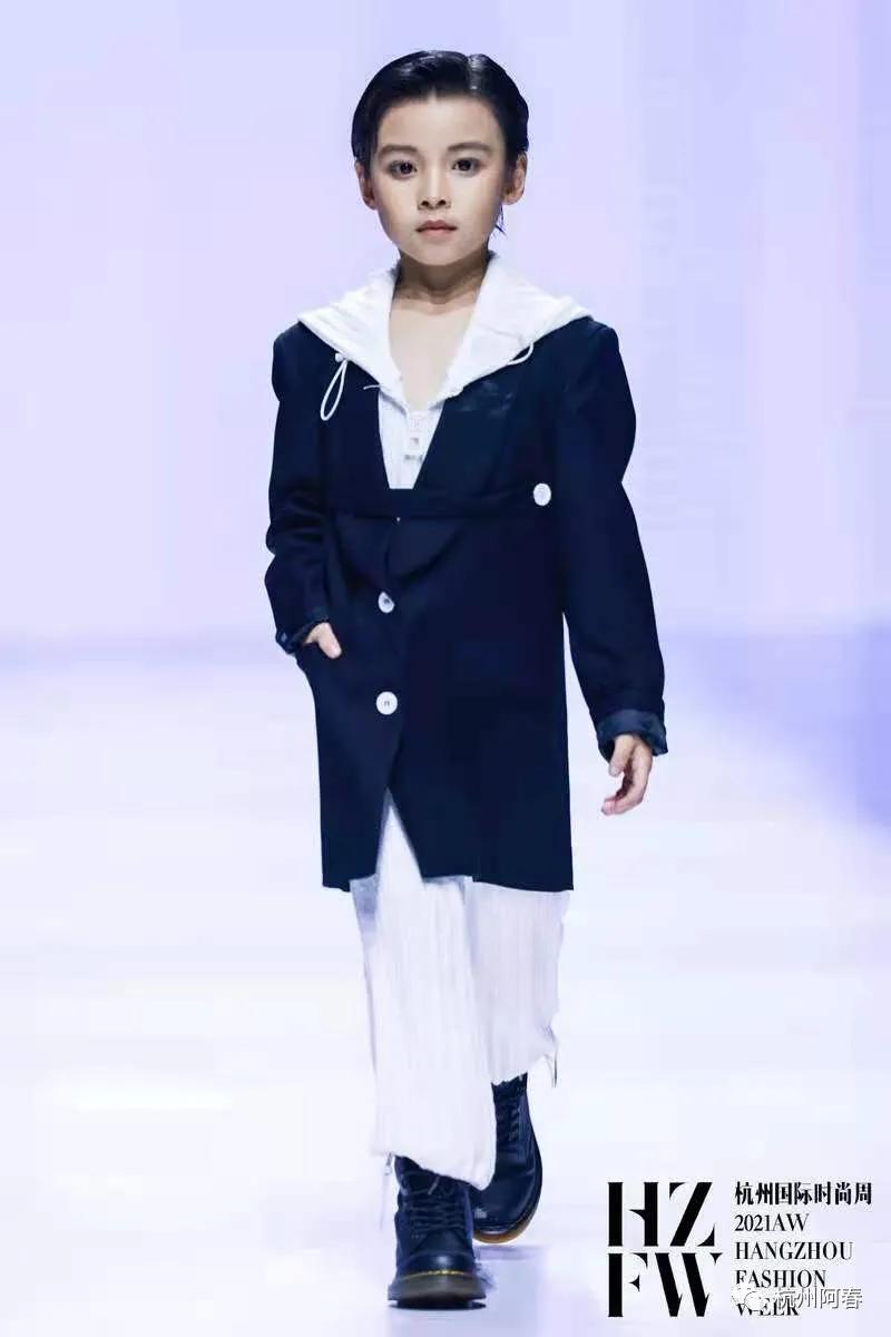 国际时尚周巴黎,时装周秀场