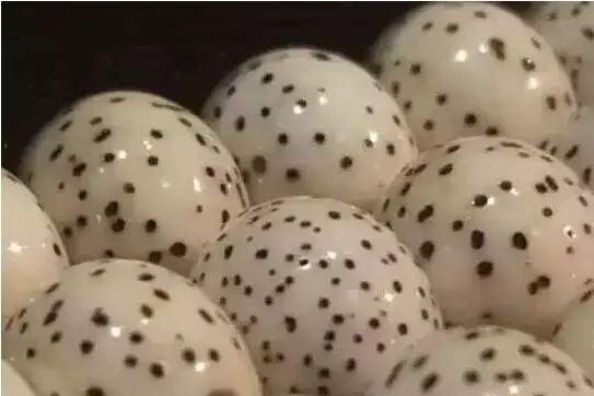 有玻璃底的手串可以直接用手盘吗,紫檀手串多久能盘出玻璃底