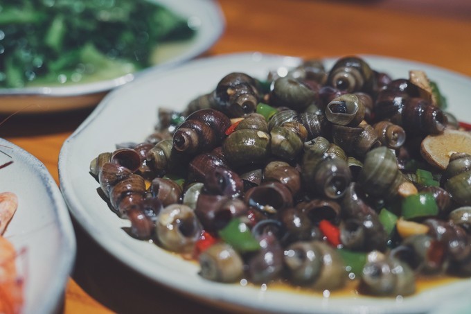 心中有桃花源何处都是山水间,心中若有桃花源何处是水云间