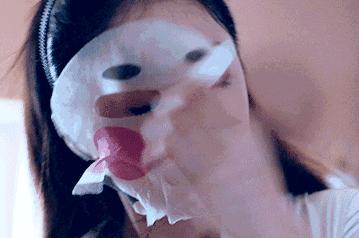 面膜买了一年了还能用吗,面膜买多了里面的精华怎么用