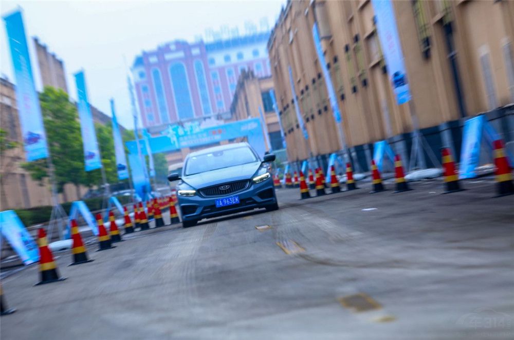 不试不比不卖的颠覆者,不试不比不卖的意思