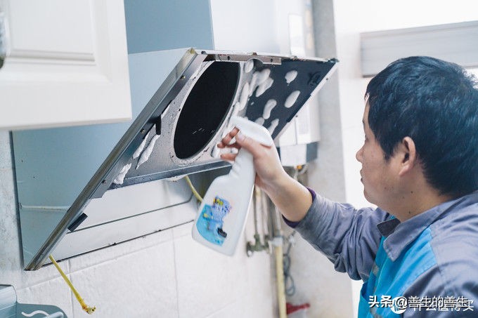 美的油烟机官方专业清洗,美的智慧生活侧吸油烟机深度清洗