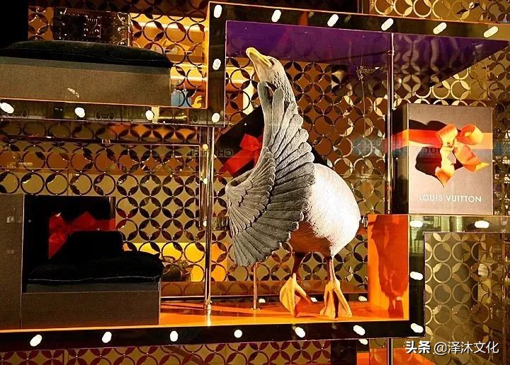 LV：我这该死的橱窗魅力