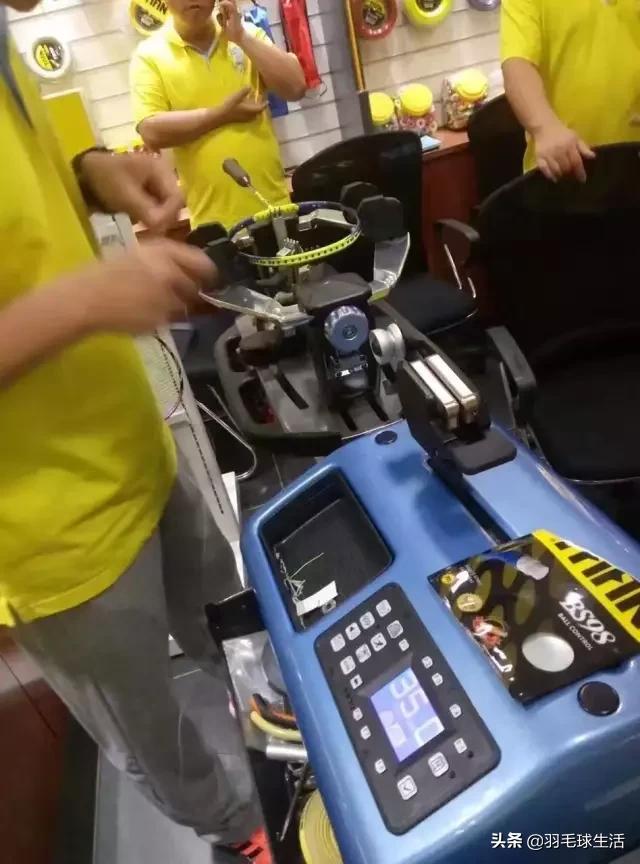 十大最佳入门羽毛球推荐磅数,羽毛球如何把拍线磅数提高