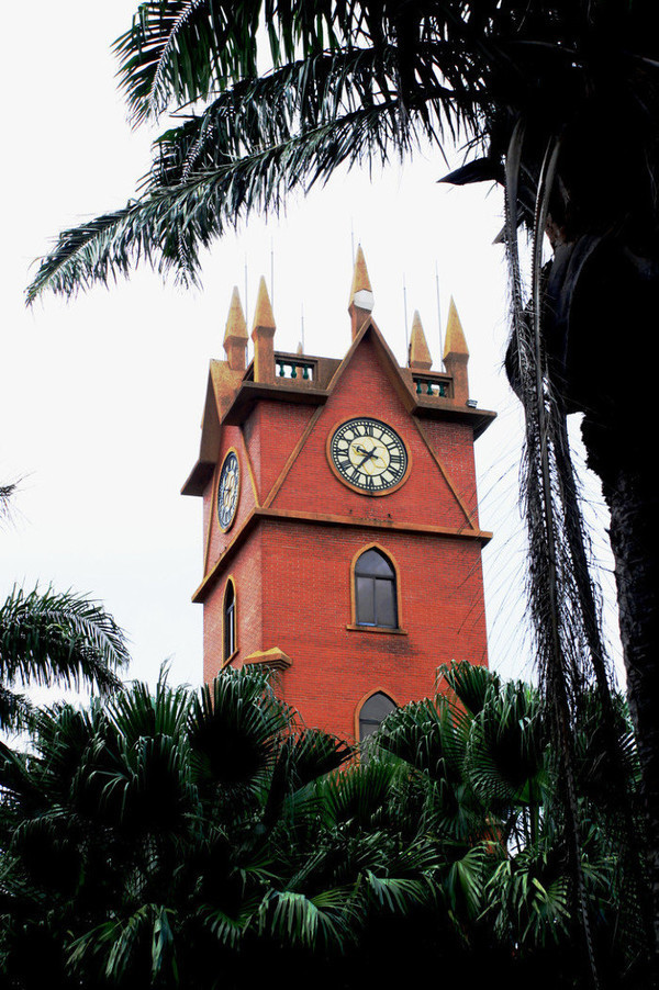 海南旅游海口到三亚自由行,从海口到三亚感受海南的无限魅力