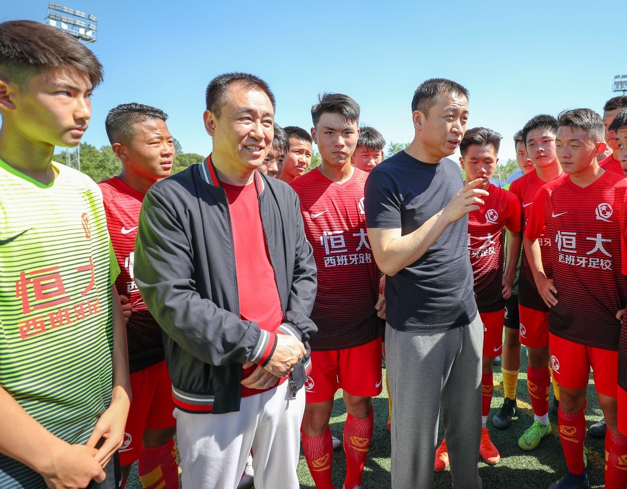 许家印恒大青训,许家印评价恒大足球青训