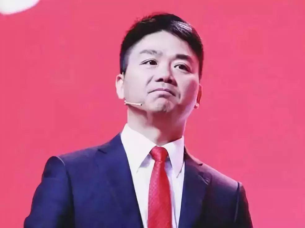 定价飘了？其实是真值！黑峡谷三模68键机械键盘Box初代号评测