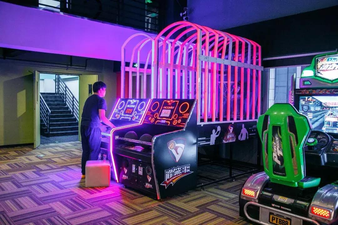 让全家老少玩上瘾的巨型嗨玩基地，1周年店庆活动炸翻全场！