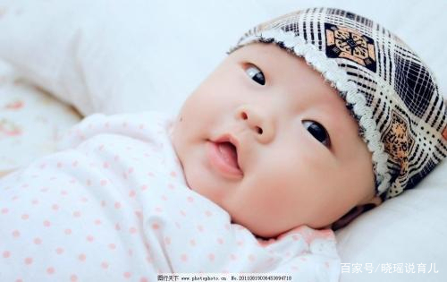 照顾孩子很辛苦，带孩子外出可以用吸奶器，这些方法家长知道吗