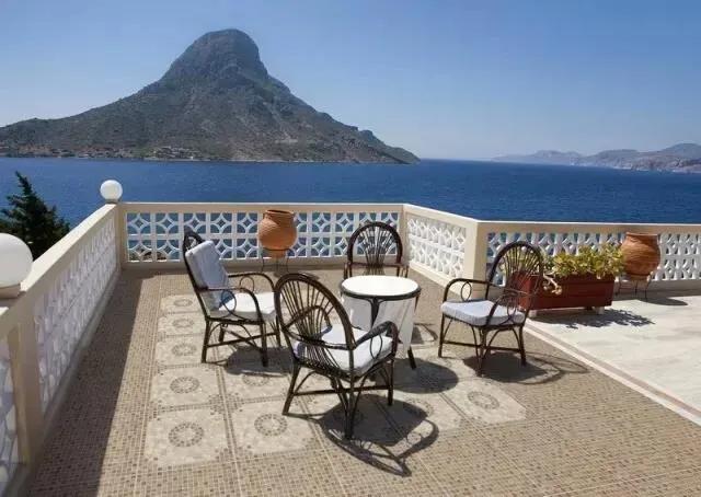 环氧彩砂瓷砖美缝剂怎么施工,美缝剂和环氧彩砂哪个性价比高