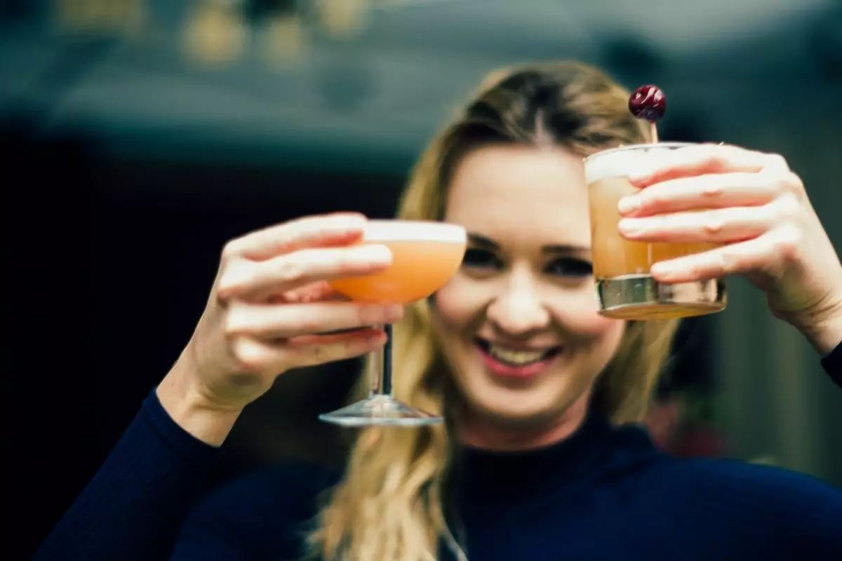 酒吧新手开店如何运营,酒吧营销线下引流100个方法