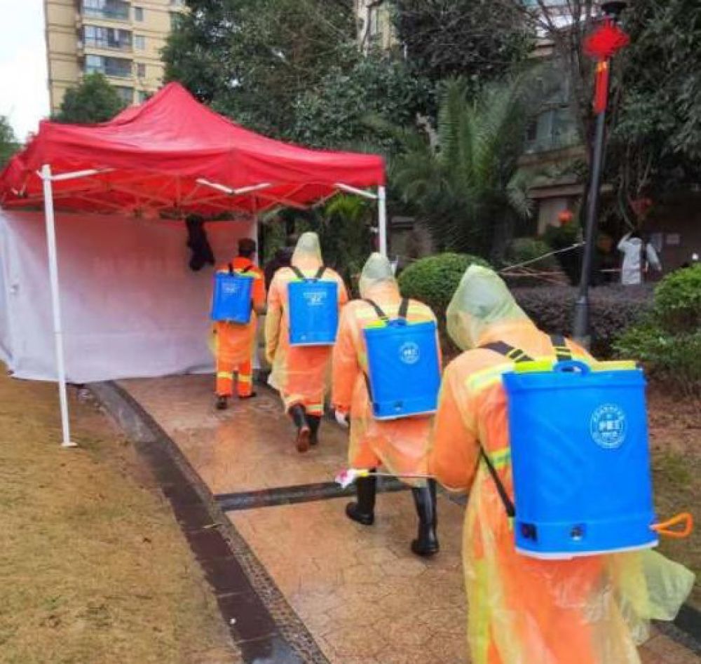 抗疫一线的物业人,抗击疫情坚守在一线的物业人